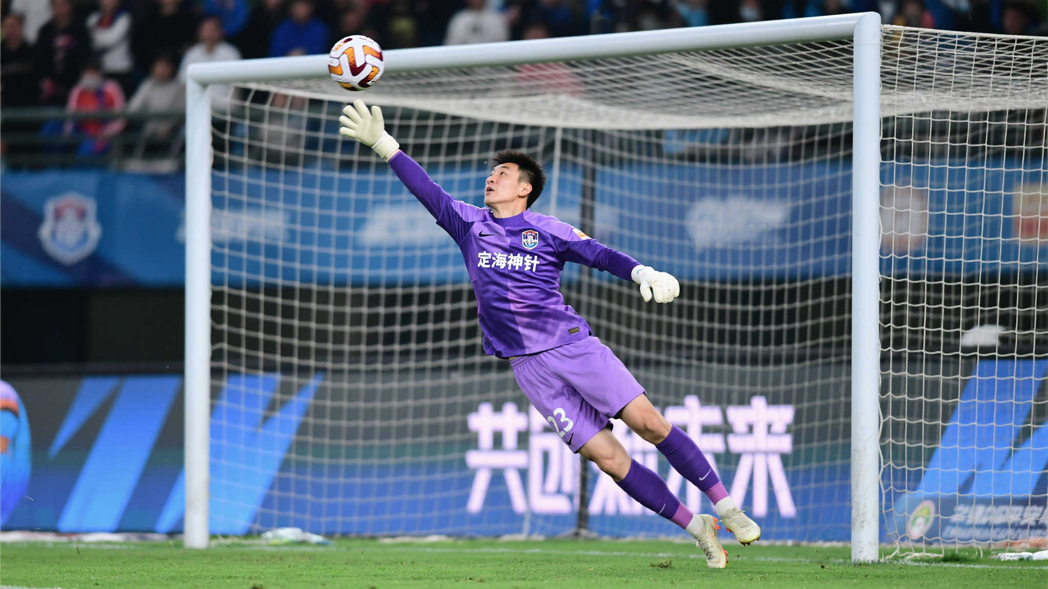 尤为突出 尤为突出